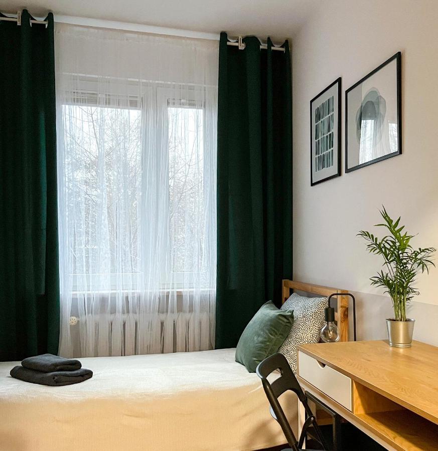 Shape&Color Premium Hostel ワルシャワ エクステリア 写真