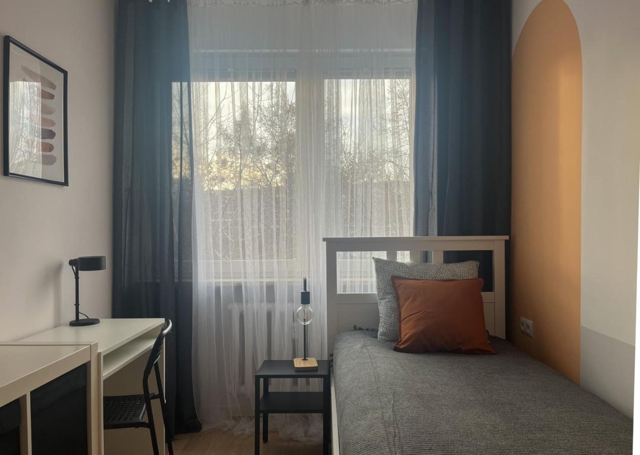 Shape&Color Premium Hostel ワルシャワ エクステリア 写真
