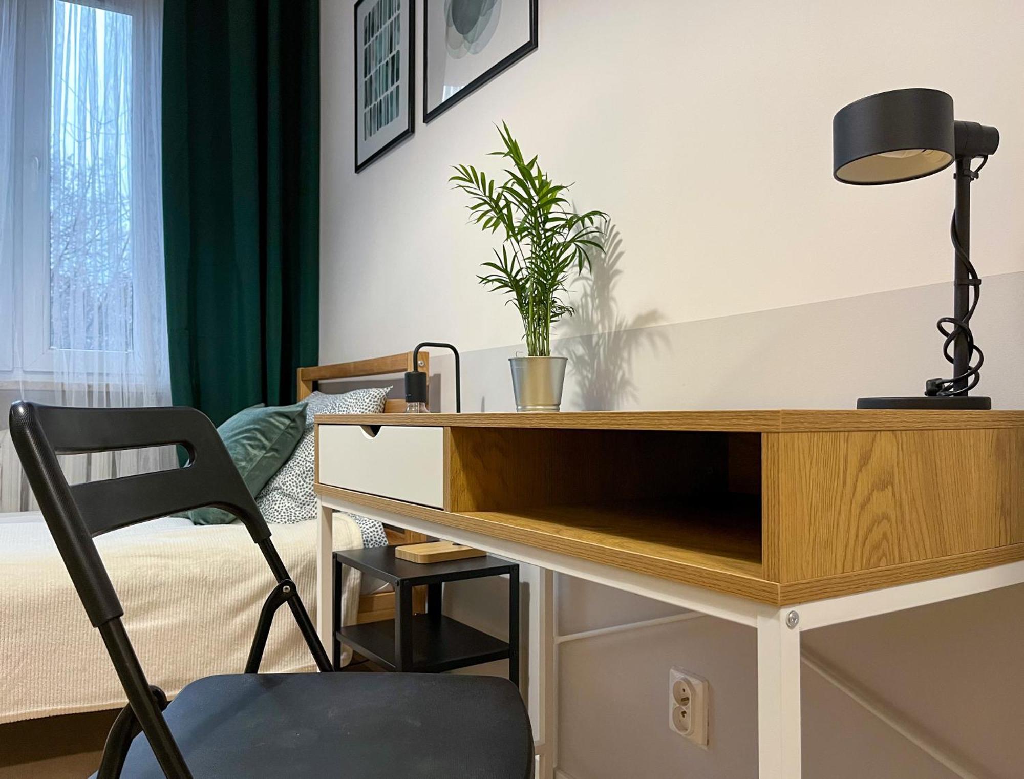 Shape&Color Premium Hostel ワルシャワ エクステリア 写真